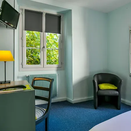D'hotes Iguzkian فندق مبيت وإفطار 2*