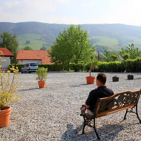 Nocleg ze śniadaniem D'hotes Iguzkian Itxassou