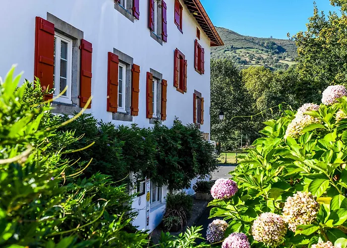 D'hotes Iguzkian Bed and breakfast Itxassou
